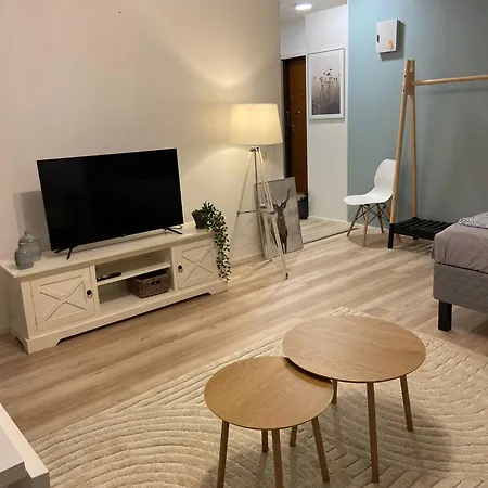 Viihtyisae Ja Hyvin Varusteltu Yksioe Hervannassa, Ilmainen Pysaekoeinti Apartment *